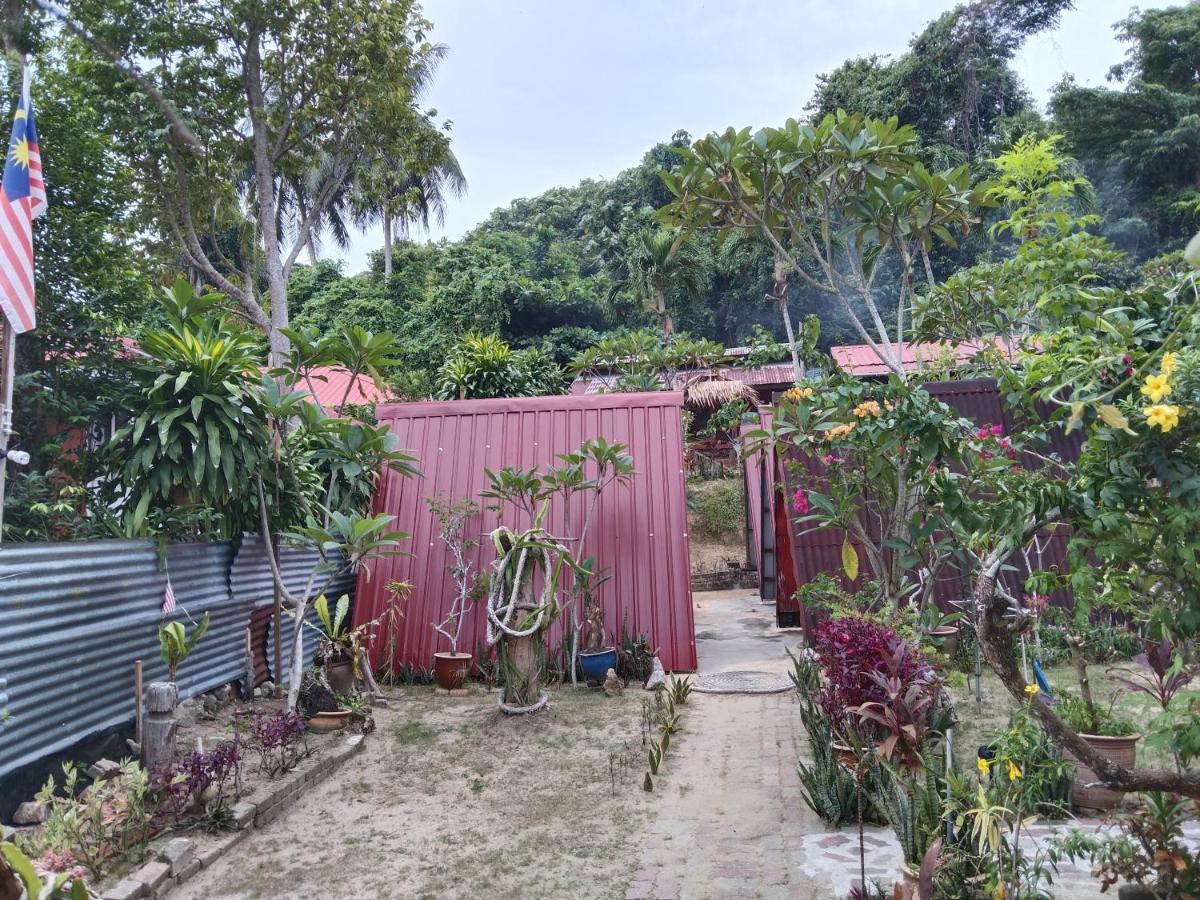 Nazri Nipah Camp Pangkor Hotel Kampung Teluk Nipah Exterior photo
