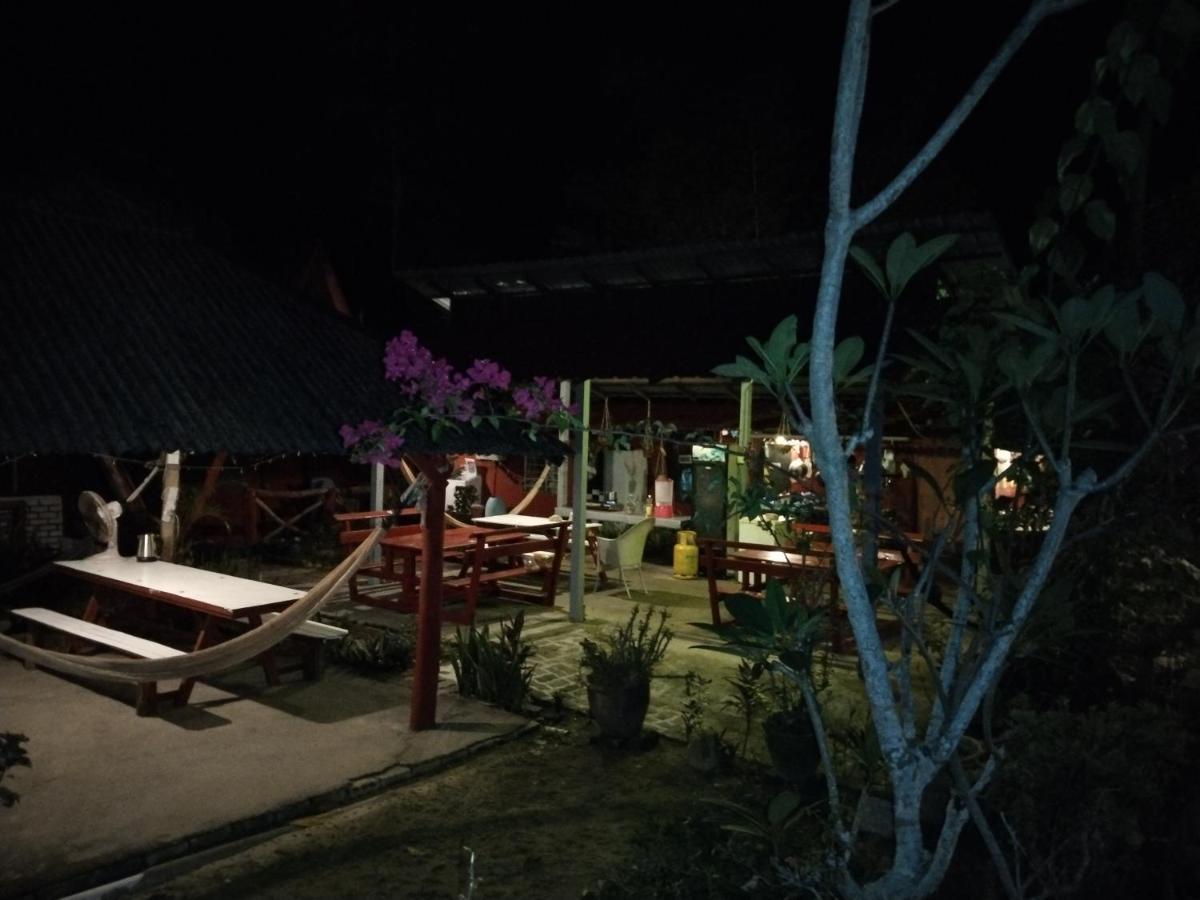 Nazri Nipah Camp Pangkor Hotel Kampung Teluk Nipah Exterior photo