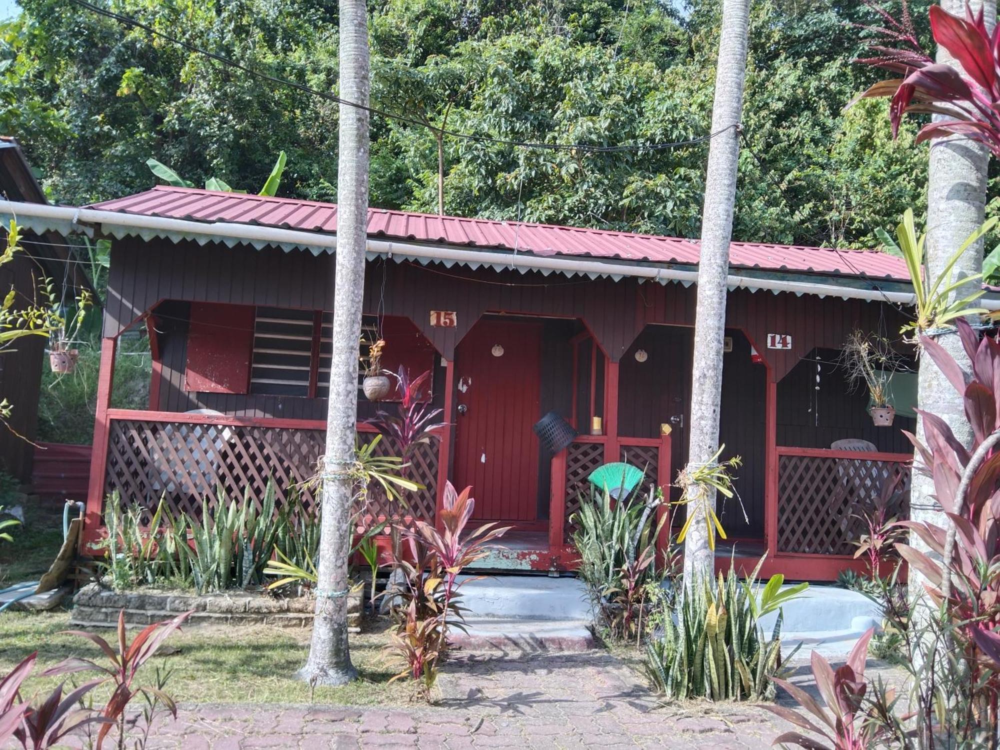 Nazri Nipah Camp Pangkor Hotel Kampung Teluk Nipah Room photo